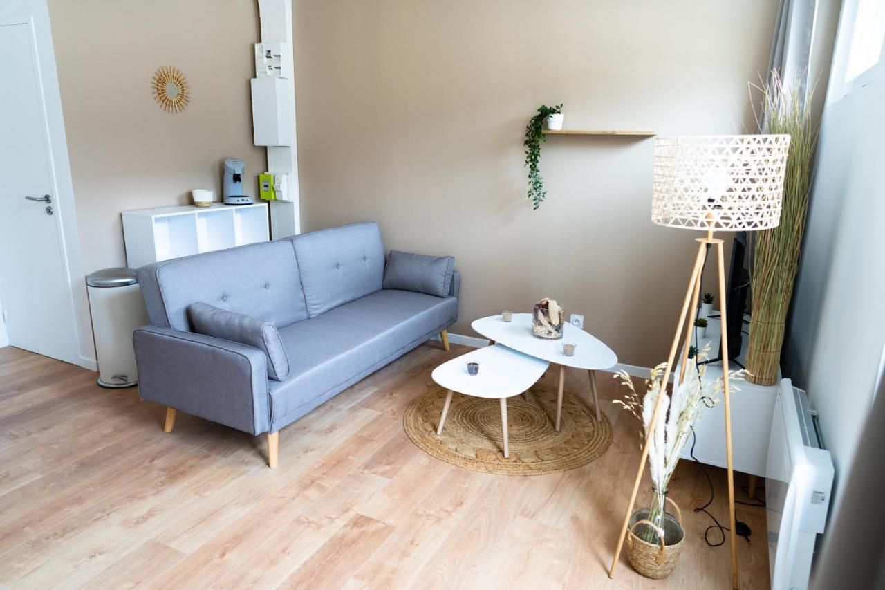 Appartement Confort Avec Parking Prive A Saumur Exterior foto
